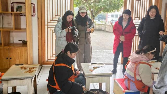 到宜宾市叙州区南广学校参观交流pg电子游戏网站川师叙州附小(图6)