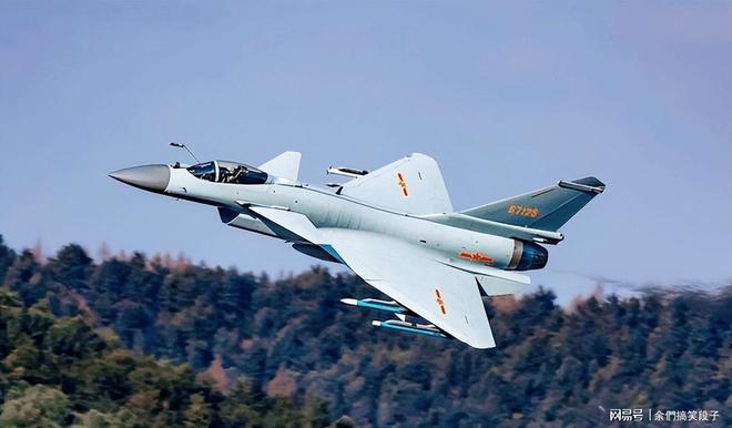 中国歼-10C承担起空中战斗重任pg电子入口F-16战机不敌印军(图1)