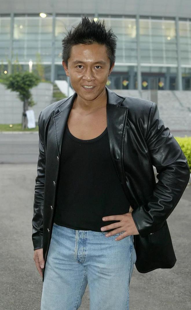 死亡多日无人察觉已发臭王菲前经纪人悼念pg电子中文模拟器台湾男星陈光前家中(图8)